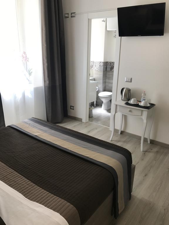 Angolo Di Roma Guest House Exterior photo