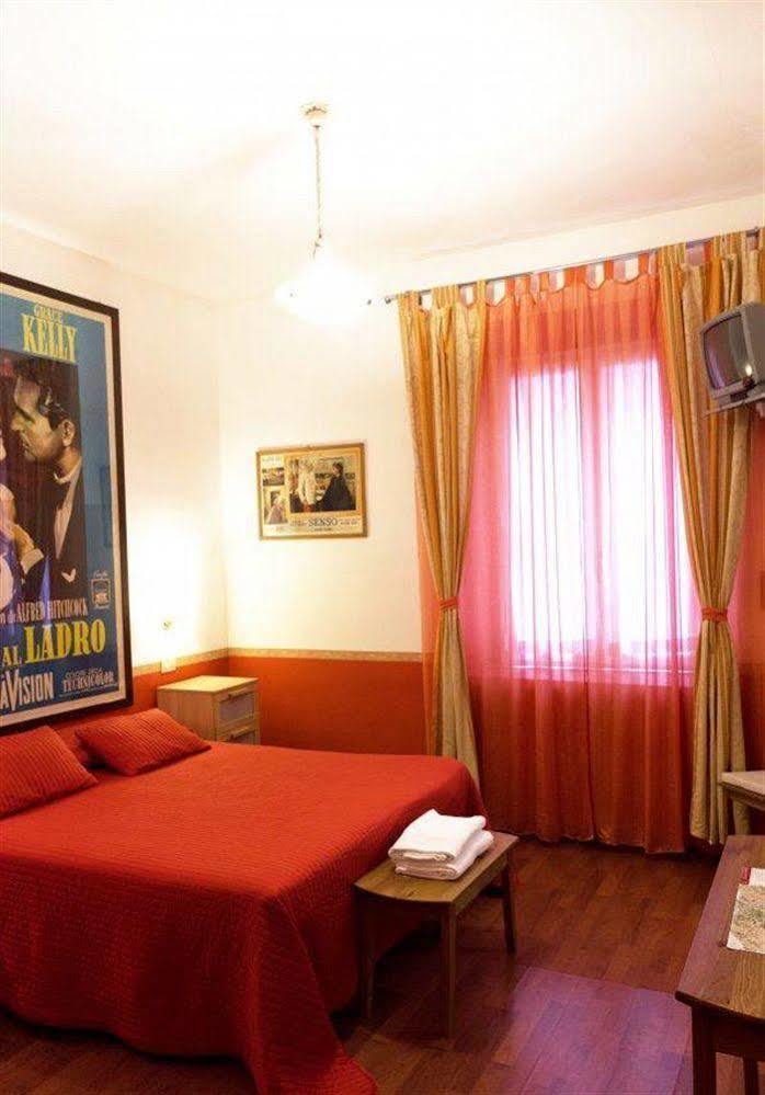 Angolo Di Roma Guest House Exterior photo