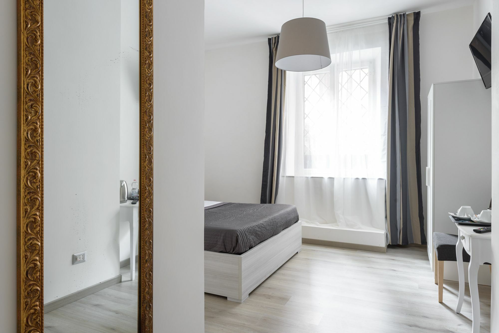 Angolo Di Roma Guest House Exterior photo
